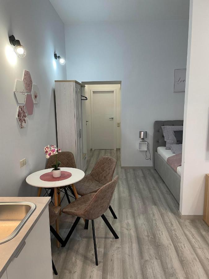 Eden City Home Győr Exteriör bild